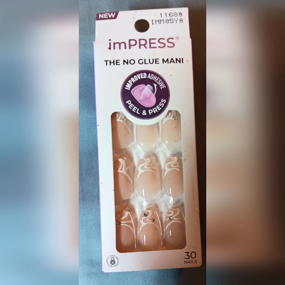 NEW KISS imPRESS Swirl French Manicure Press-on Med. Coffin Shape W/accent Nails